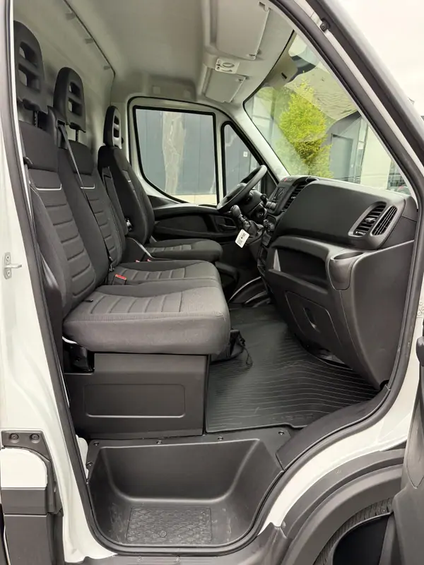 New Iveco Daily 35-140 Manueel WHITE - Blanc 16