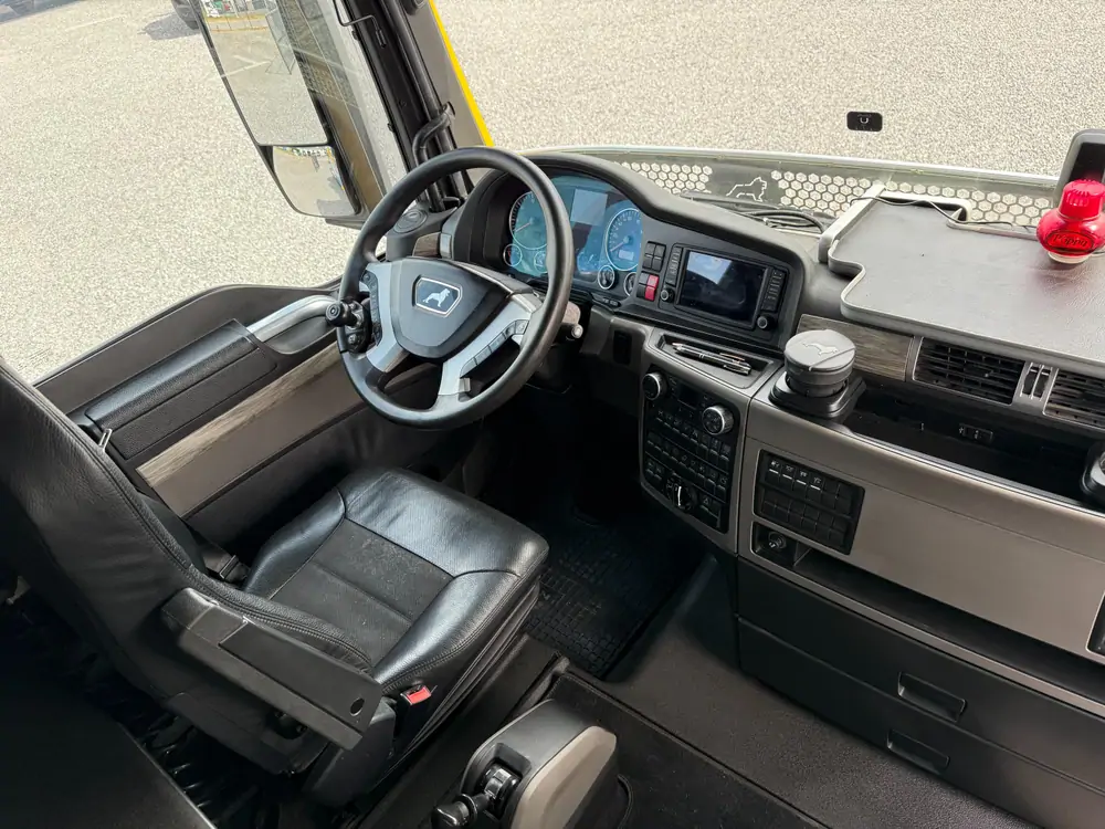 Used MAN TGX 26.640 BLS Automatic 29