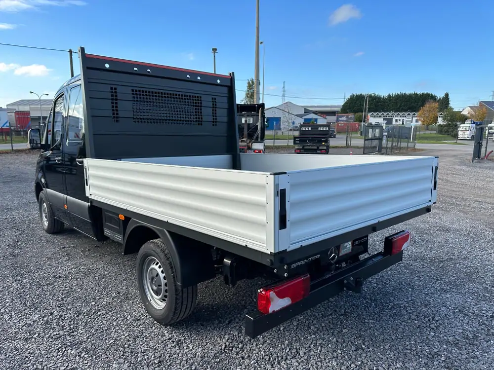 New Mercedes-Benz Sprinter 317 CDI Manueel BLACK - Noir 4