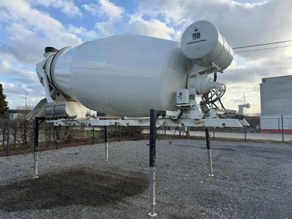 Used Volvo FMX 500 Automatic WHITE - Blanc 6