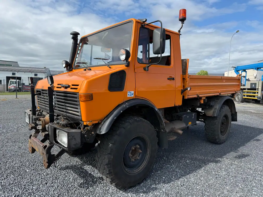 Used Unimog U427 Manueel ORANGE - Orange 1