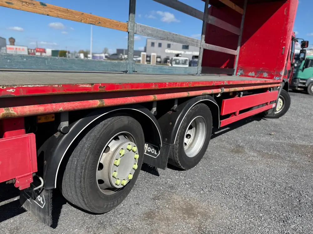 Used Renault Premium Automatic RED - Rouge 35