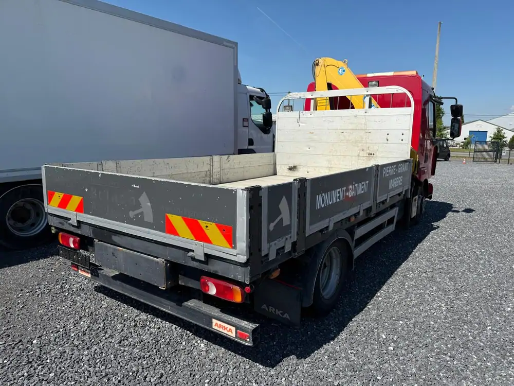 Used Renault Midlum Manueel RED - Rouge 3