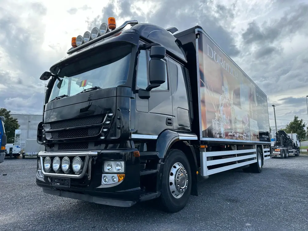 Used Iveco Stralis AT190S36/P Automatic BLACK - Noir 1