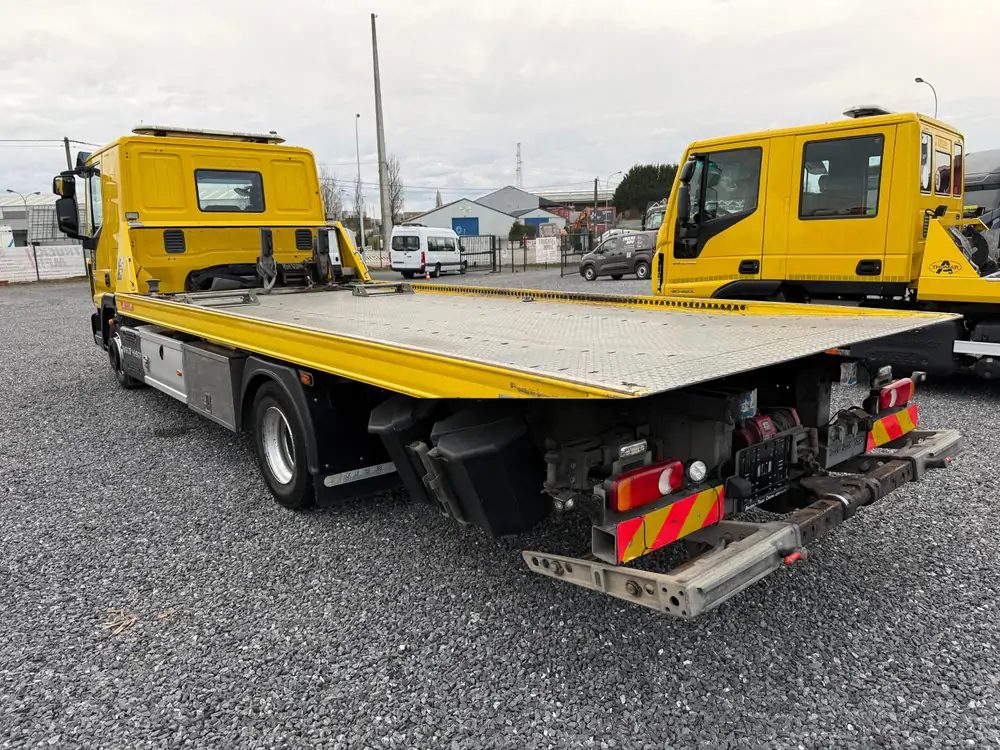Used Iveco ML120E22 Automatic YELLOW - Jaune 3