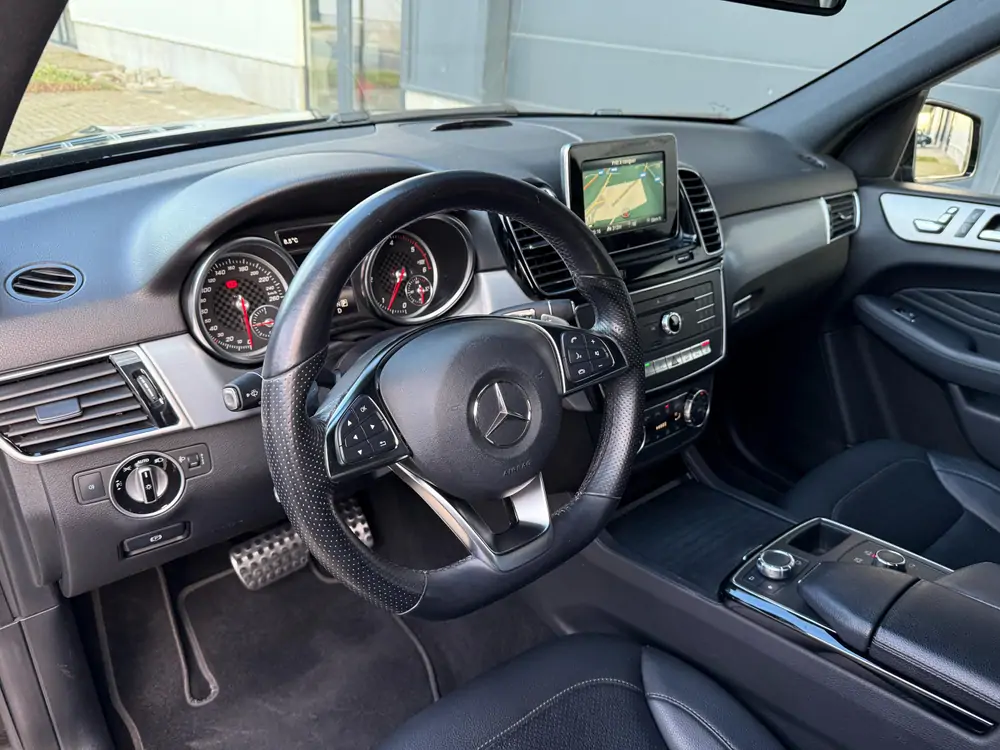Used Mercedes-Benz GLE250d 4matic Automatic BLACK - Noir 30