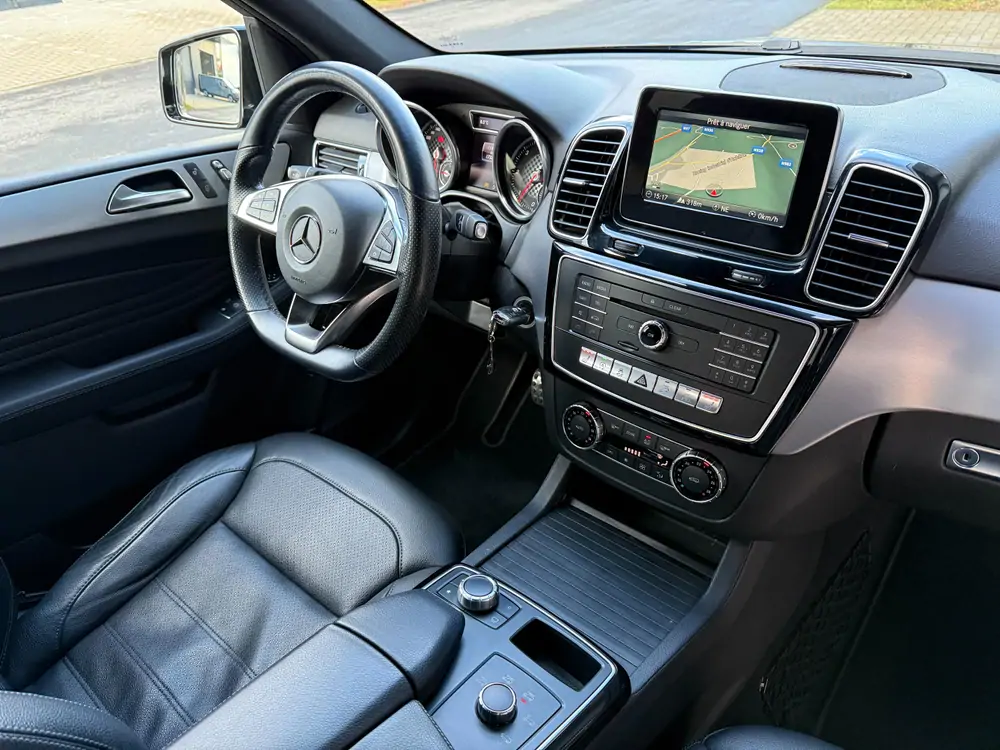 Used Mercedes-Benz GLE250d 4matic Automatic BLACK - Noir 35