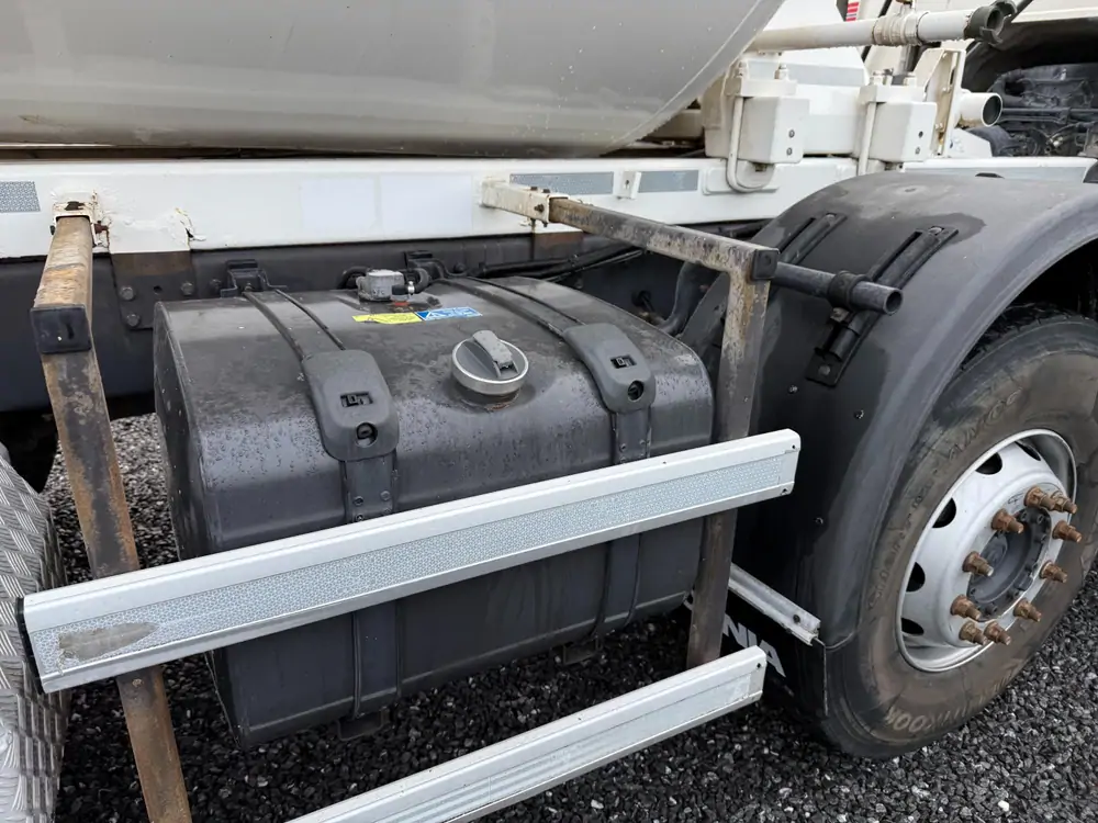 Used Scania P410 Automatic WHITE - White 15