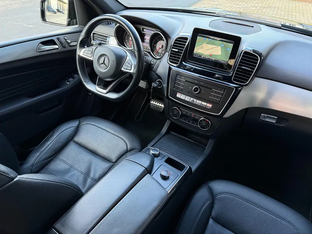 Used Mercedes-Benz GLE250d 4matic Automatic BLACK - Noir 33