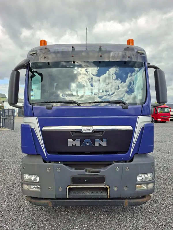 Used MAN TGS 35.440 Automatic BLUE - Blue 9
