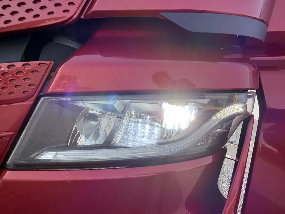 Used Iveco S-WAY AS440ST/P Automatic 25