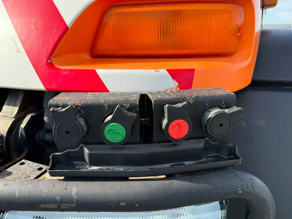 Used Unimog U500 Semi-Automatic ORANGE - Orange 6