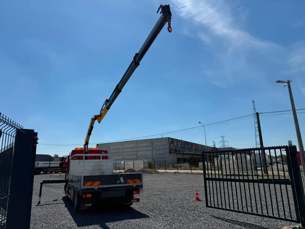 Used Renault Midlum Manueel RED - Rouge 5
