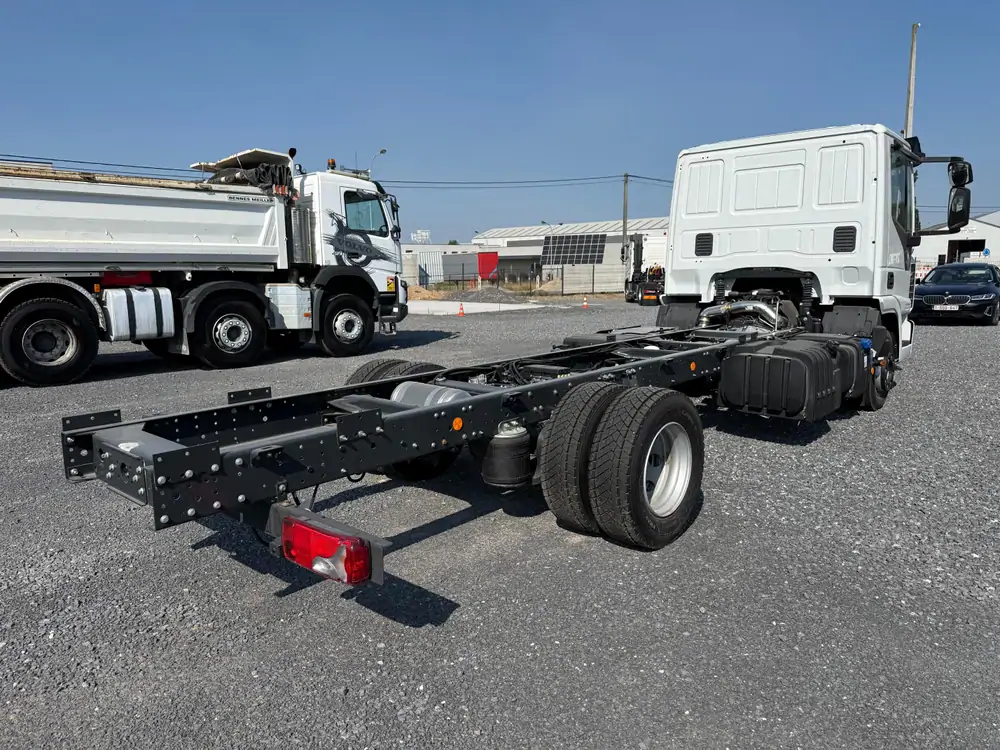 New Iveco Eurocargo 120EL25 Automatic WHITE - Blanc 5
