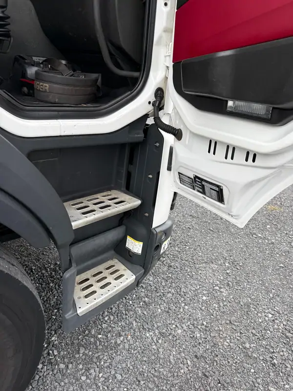 Occasie Volvo FMX 500 Automatic WHITE - White 33