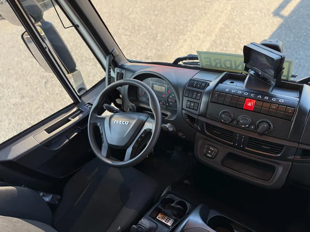 New Iveco ML120E22 Automatic WHITE - Blanc 23