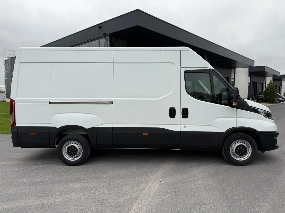 New Iveco Daily 35-140 Manueel WHITE - Blanc 3
