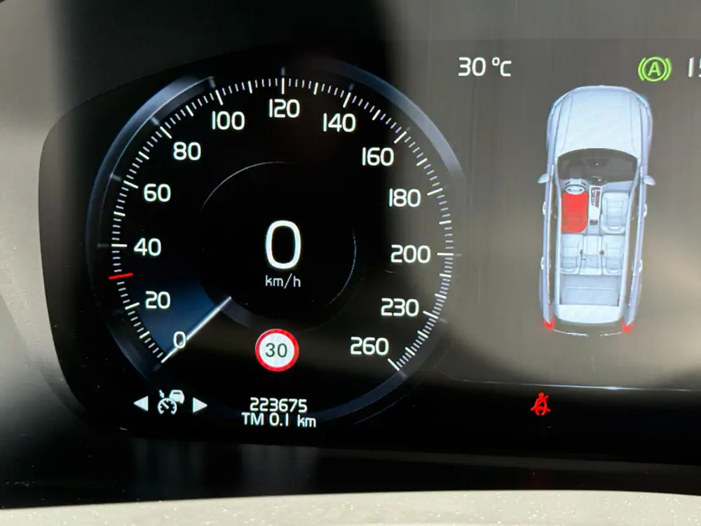 Used Volvo XC90 Automatic BLACK - Noir 27