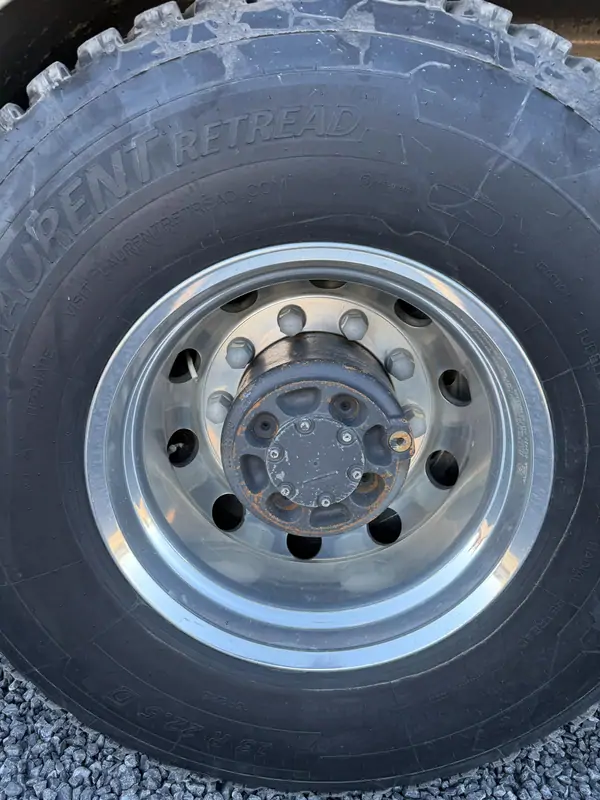 Used Volvo FMX 500 Automatic WHITE - Blanc 16