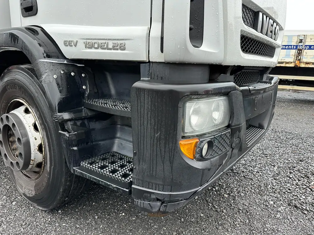 Used Iveco ML190E28 Automatic WHITE - Blanc 12