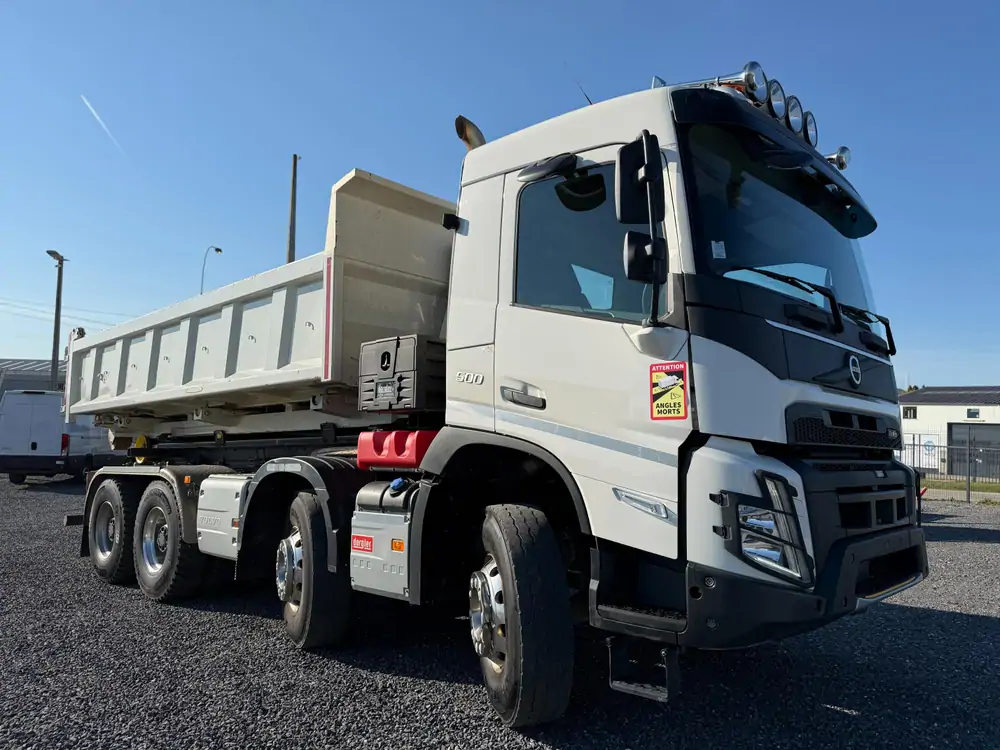 Used Volvo FMX 500 Automatic WHITE - Blanc 43