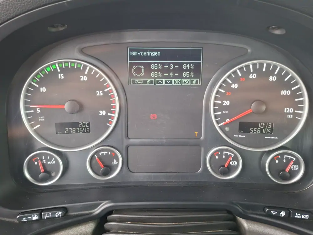 Used MAN TGS 35.440 Automatic BLUE - Blue 24