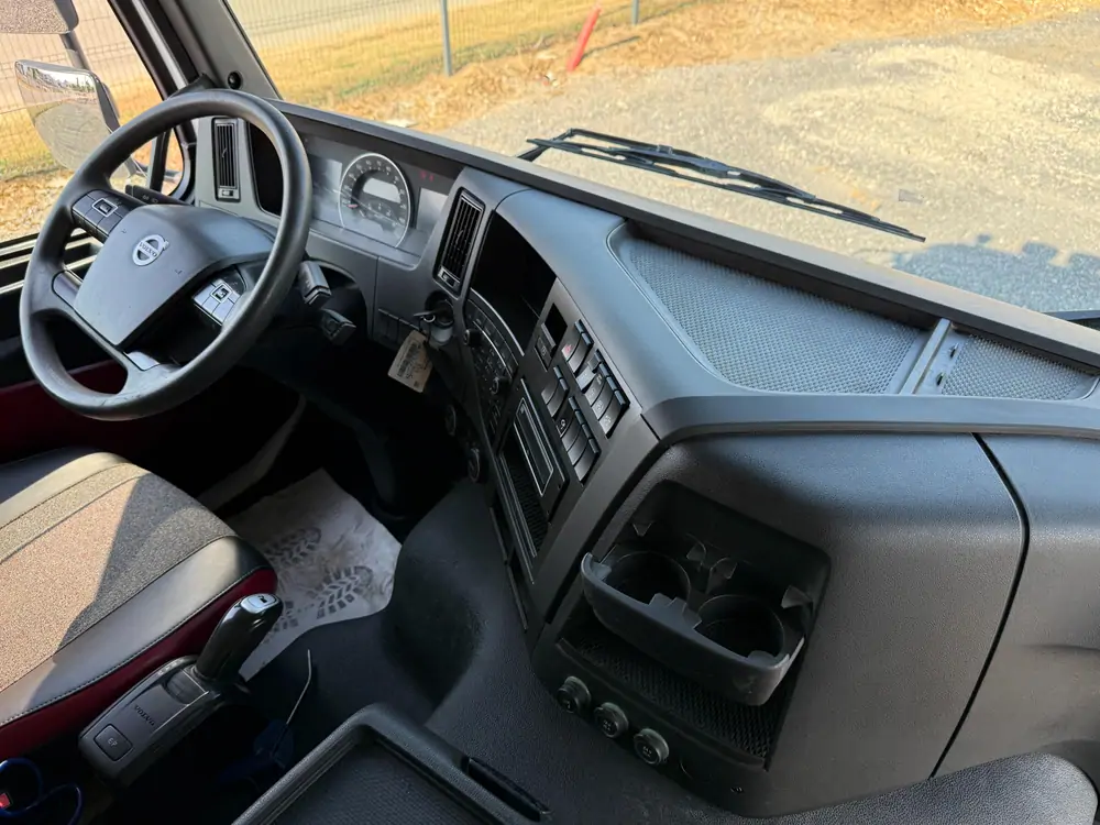 Used Volvo FMX 450 Automatic 33