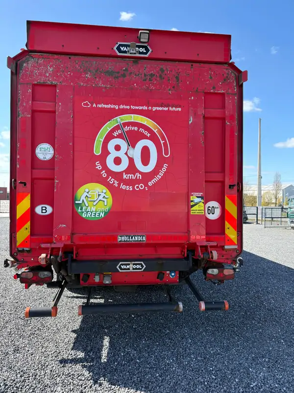 Used Renault Premium Automatic RED - Rouge 5