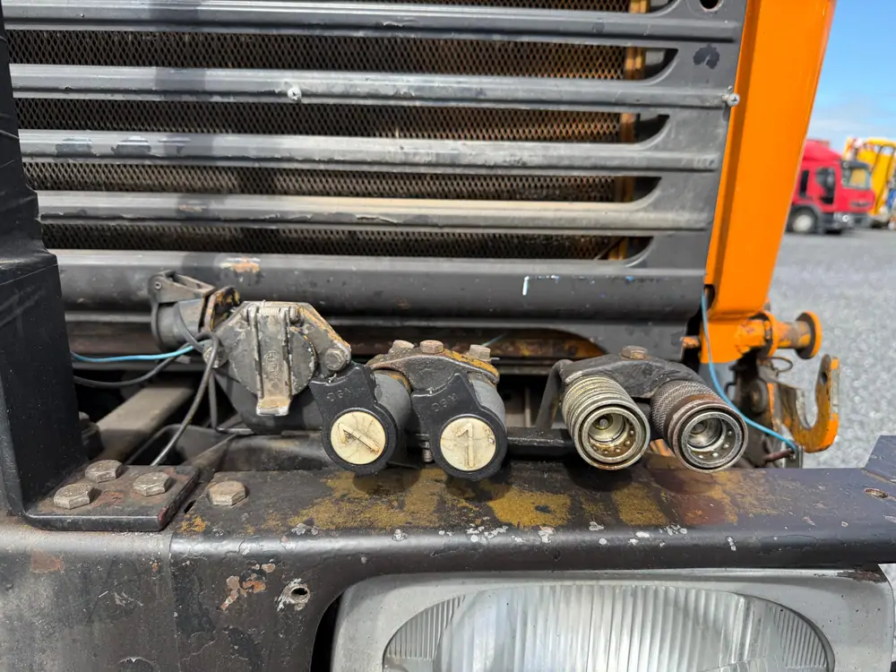 Used Unimog U427 Manueel ORANGE - Orange 12