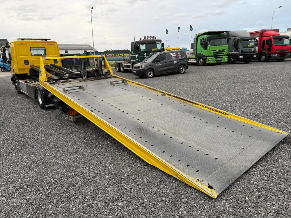 Used Iveco ML120E22 Automatic YELLOW - Jaune 33