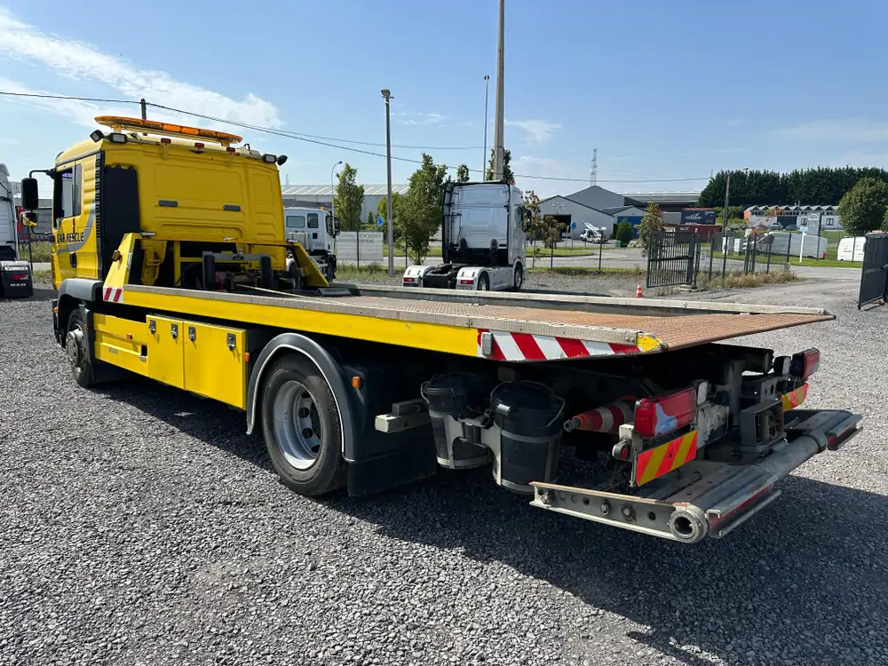 Used MAN TGM 15.250 Automatic YELLOW - Jaune 5