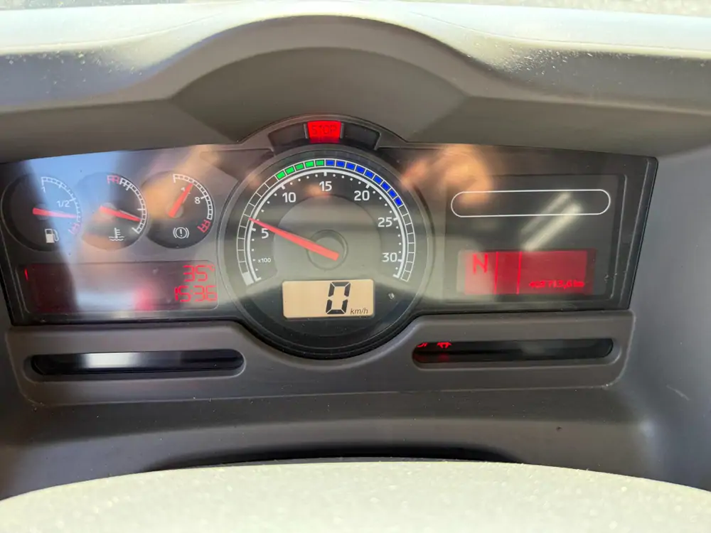 Used Renault Premium Automatic RED - Rouge 20