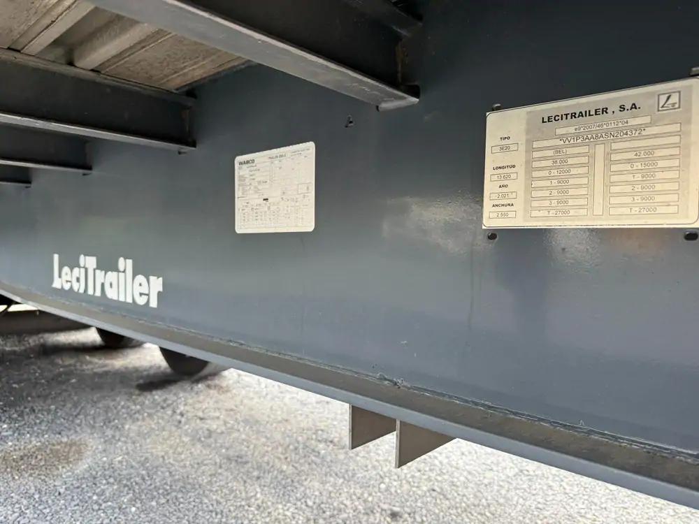 Used LeciTrailer Tautliner 3E20 N/A 17