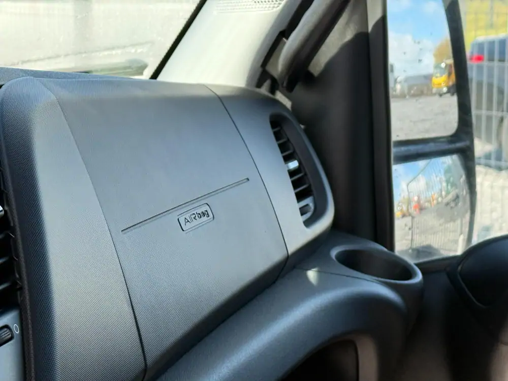 New Iveco Daily 35-180 Crew Cab Manueel ANTHRACITE - Anthracite 10