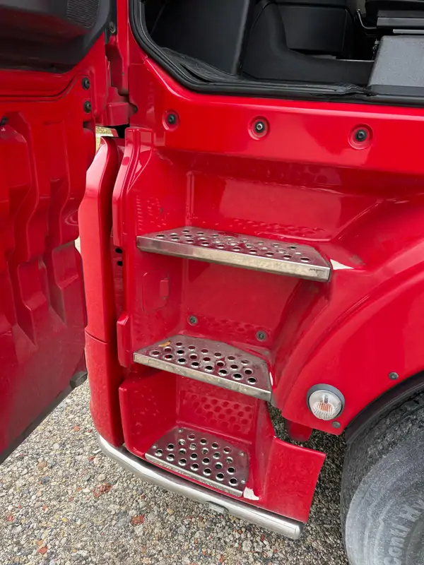 Used MAN MAN 18.540 Automatic RED - Rouge 17