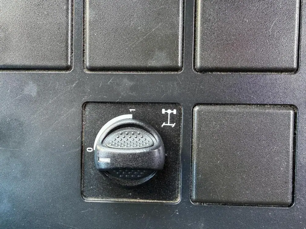 Used Iveco ML120E22 Automatic YELLOW - Jaune 33