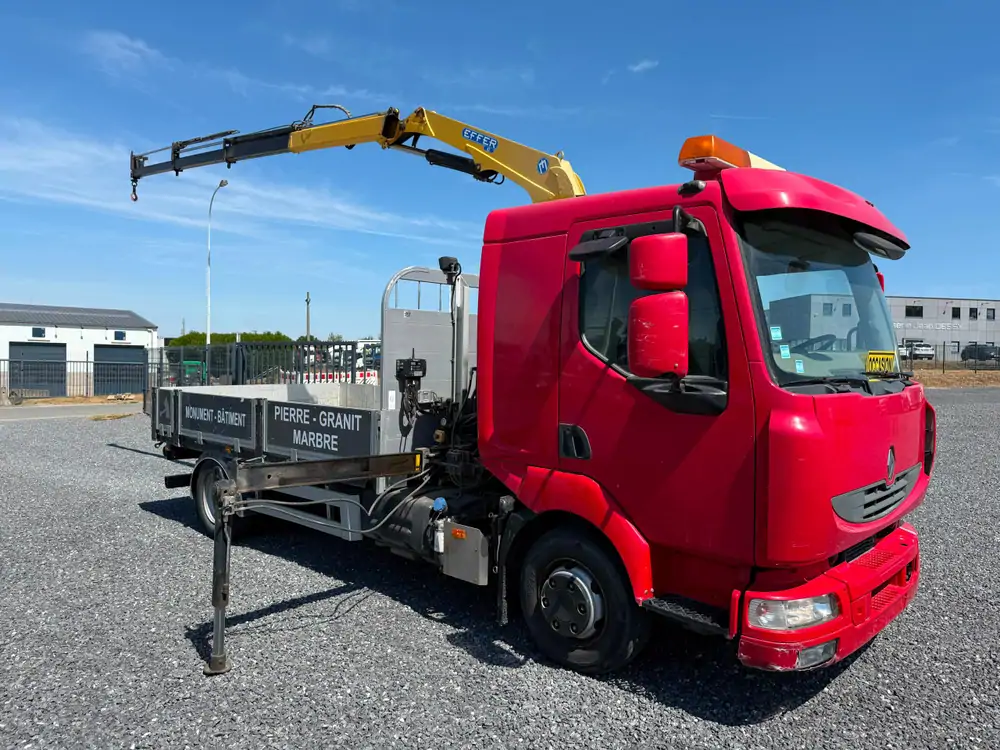 Used Renault Midlum Manueel RED - Rouge 2