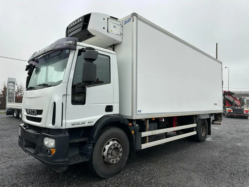 Used Iveco ML190E28 Automatic WHITE - Blanc 31
