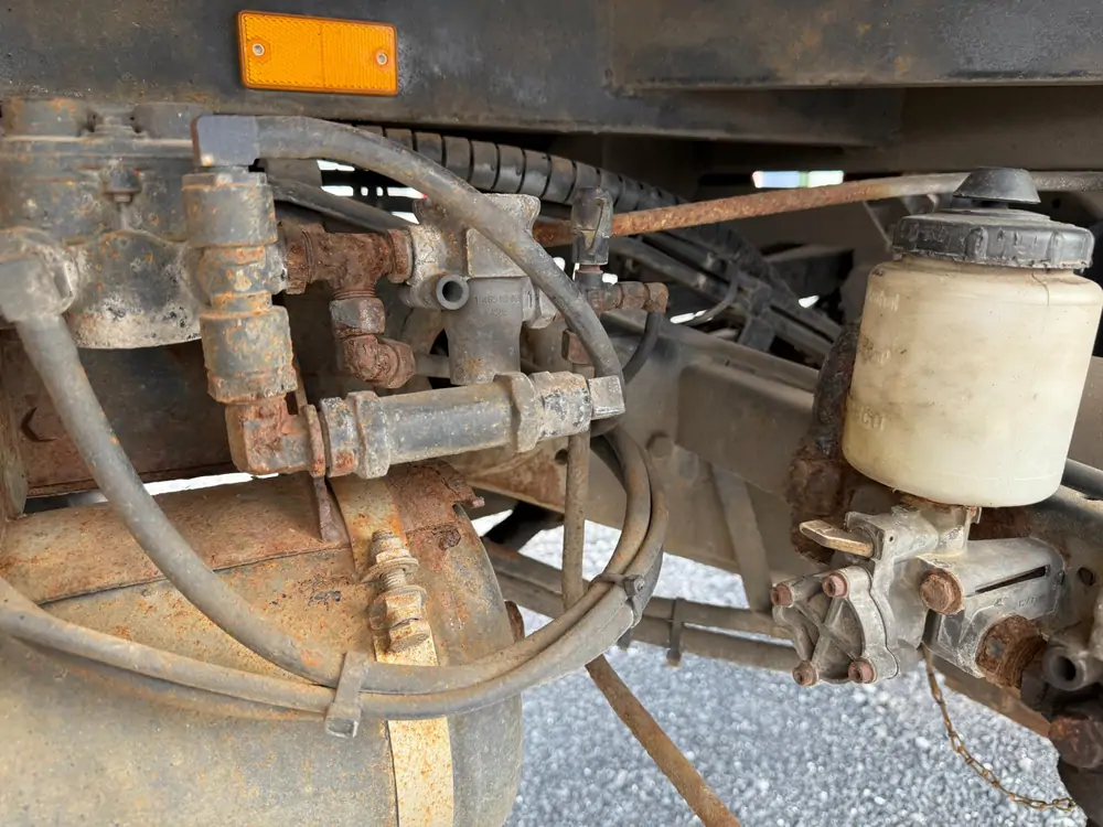 Used Unimog U427 Manueel ORANGE - Orange 26