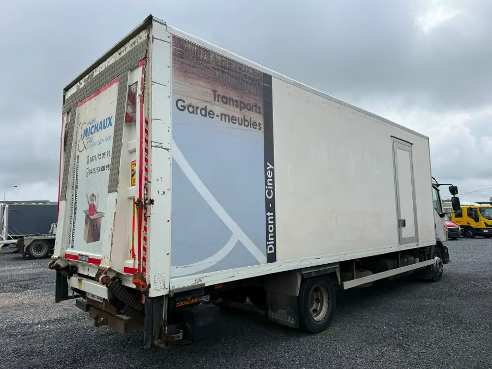 Occasie Volvo FL240 Automatic WHITE - White 4