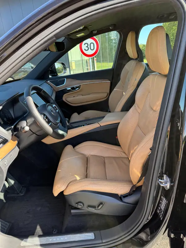 Used Volvo XC90 Automatic BLACK - Noir 22