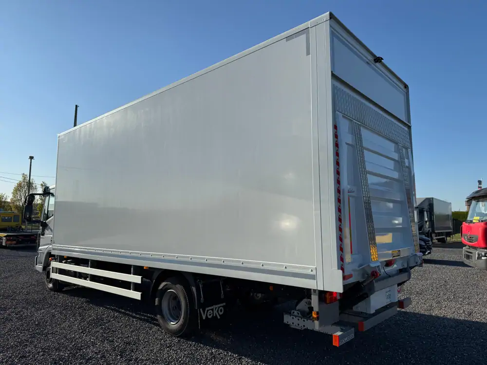 New Iveco ML120E22 Automatic WHITE - Blanc 3