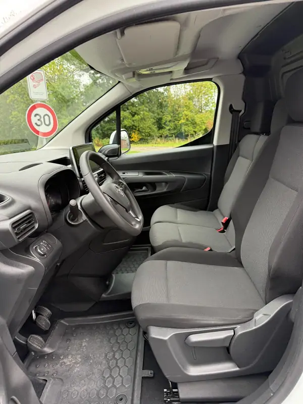 Used Opel Combo Manueel WHITE - Blanc 21