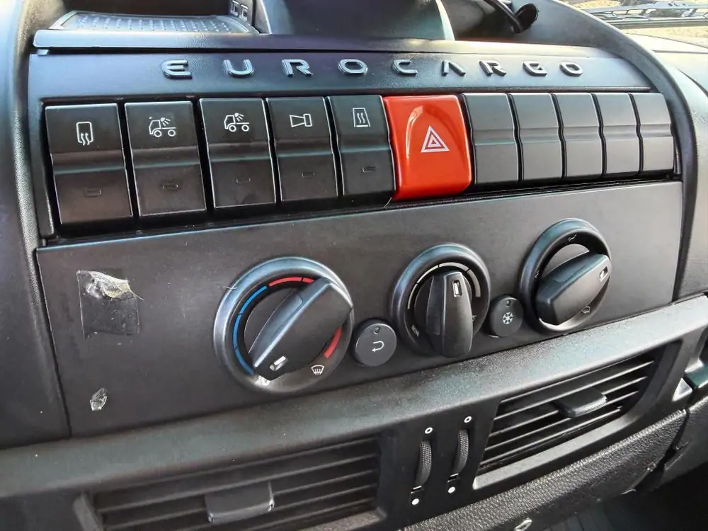 Used Iveco ML120E22 Automatic YELLOW - Jaune 31