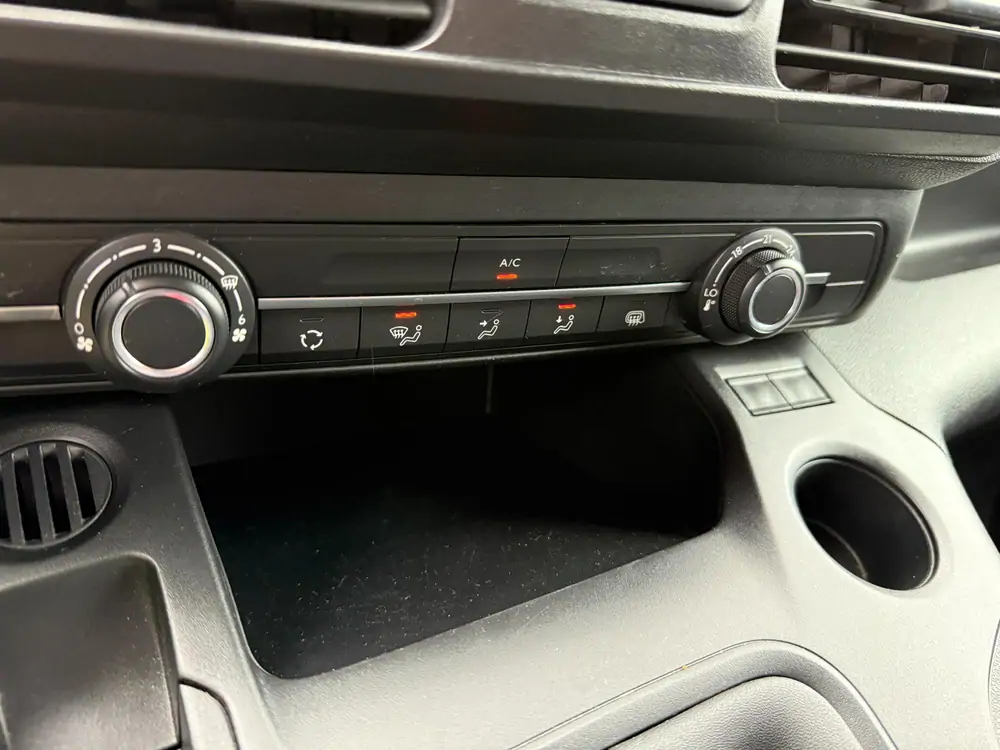 Used Opel Combo Manueel WHITE - Blanc 25