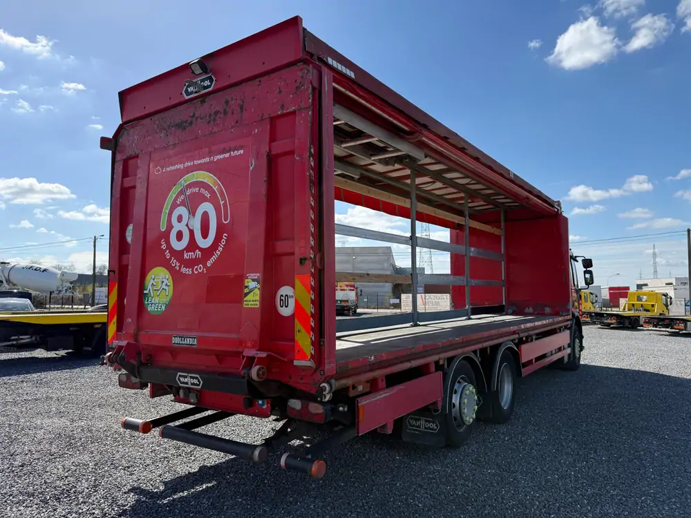 Used Renault Premium Automatic RED - Rouge 6