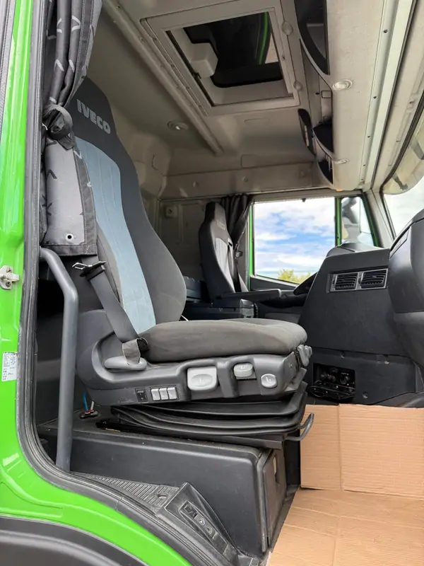 Used Iveco Stralis AS260S50Y/FS Automatic GREEN - Vert 9