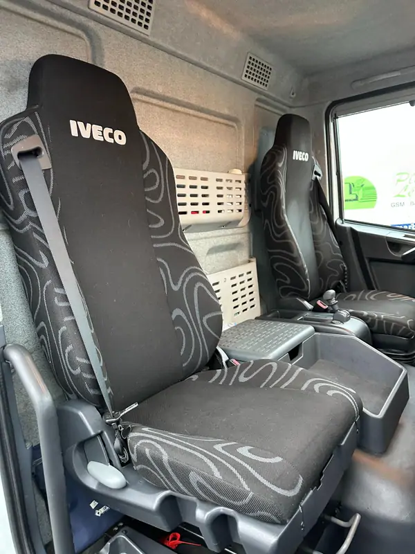 Occasion Iveco ML190E28 Automatic WHITE - Blanc 18