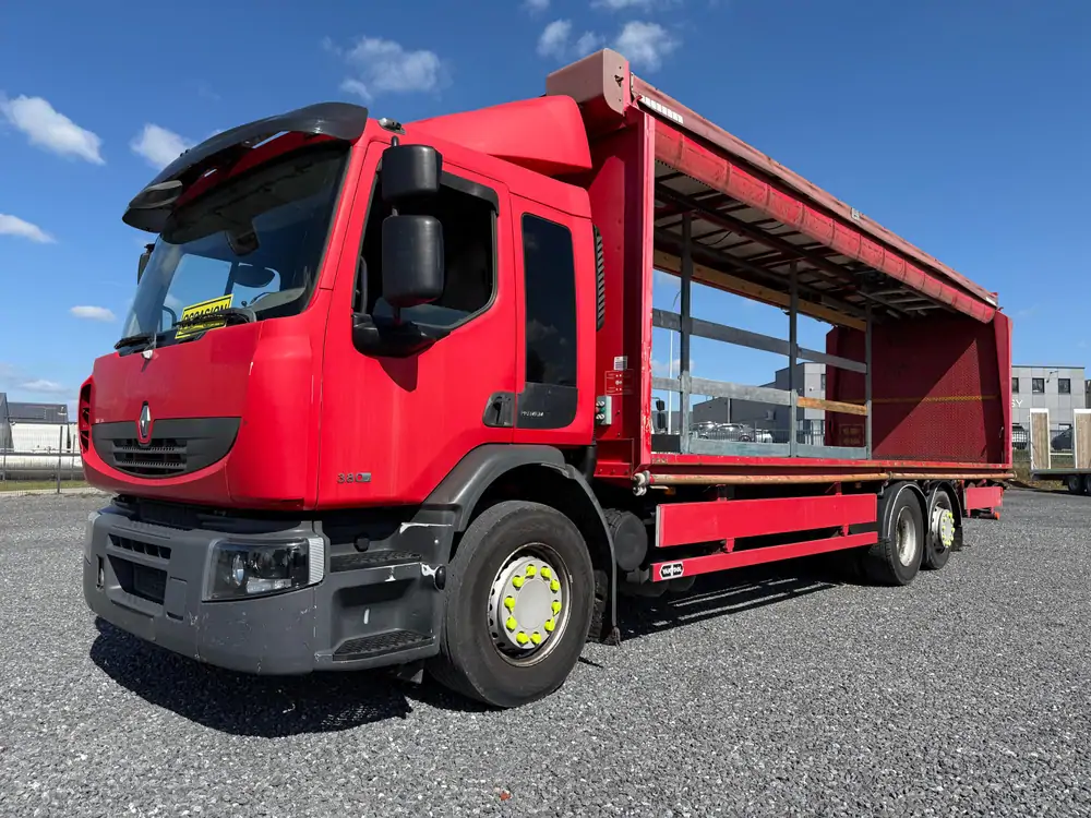 Used Renault Premium Automatic RED - Rouge 1
