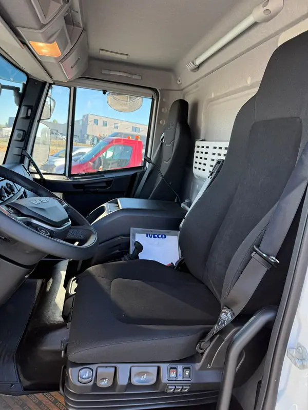 New Iveco Eurocargo 120EL25 Automatic WHITE - Blanc 19